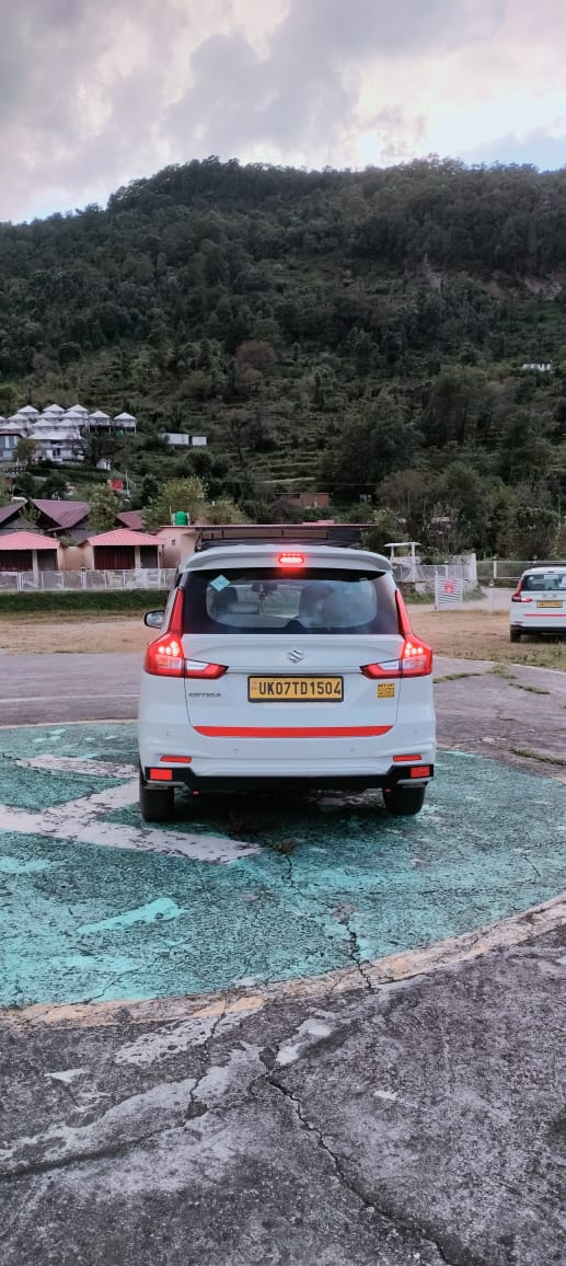 taxi service in dehradun